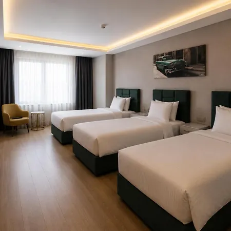 T H E V O I D - Just Steps From Osmanbey Metro Station Hotel 3*
