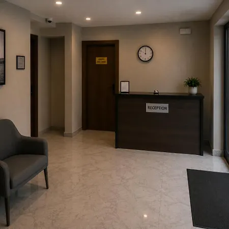 Hotel T H E V O I D - Just Steps From Osmanbey Metro Station 3*